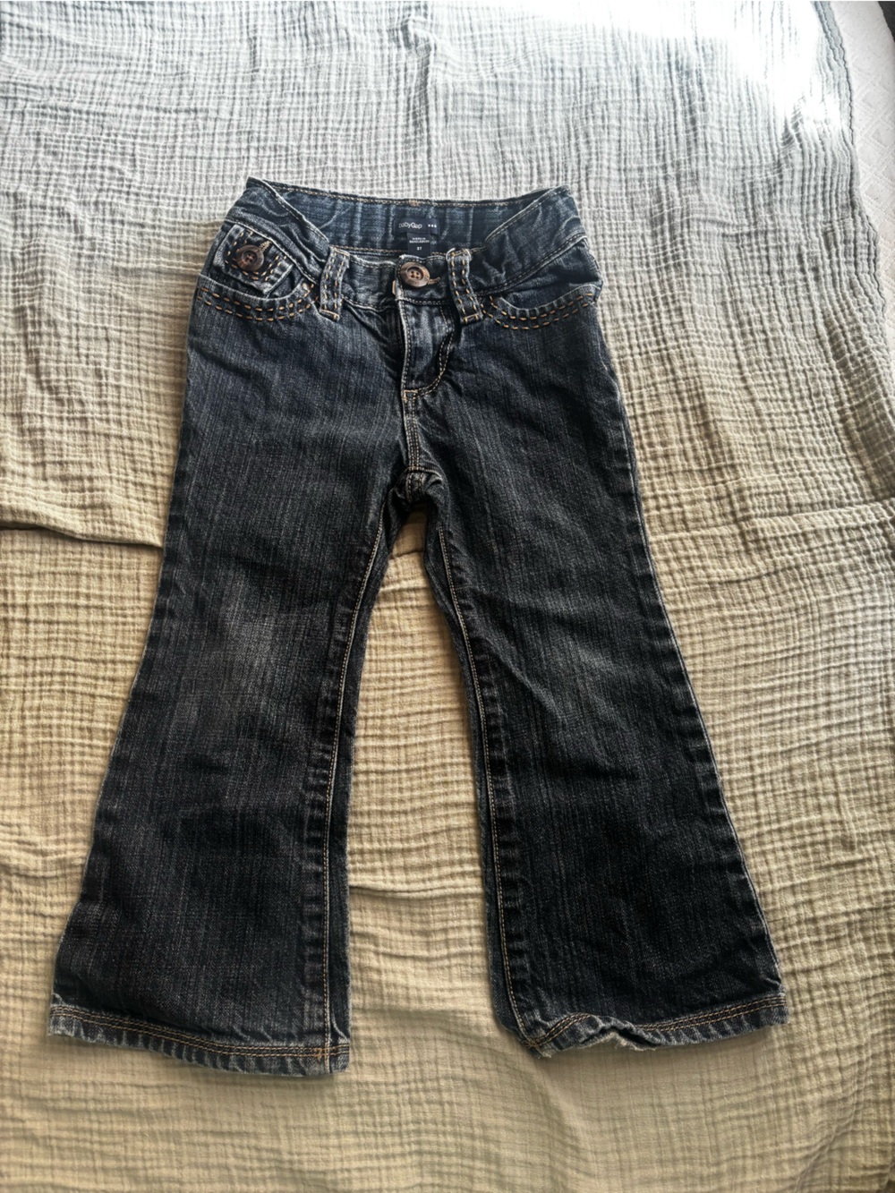 Girls size 3T GAP jeans bundle - Picture 8 of 9